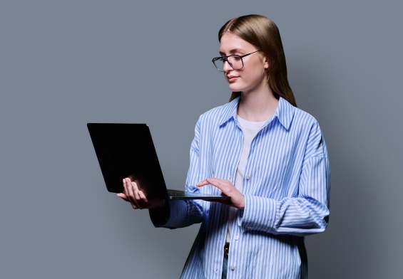 What teenagers need to know about workplace rights
