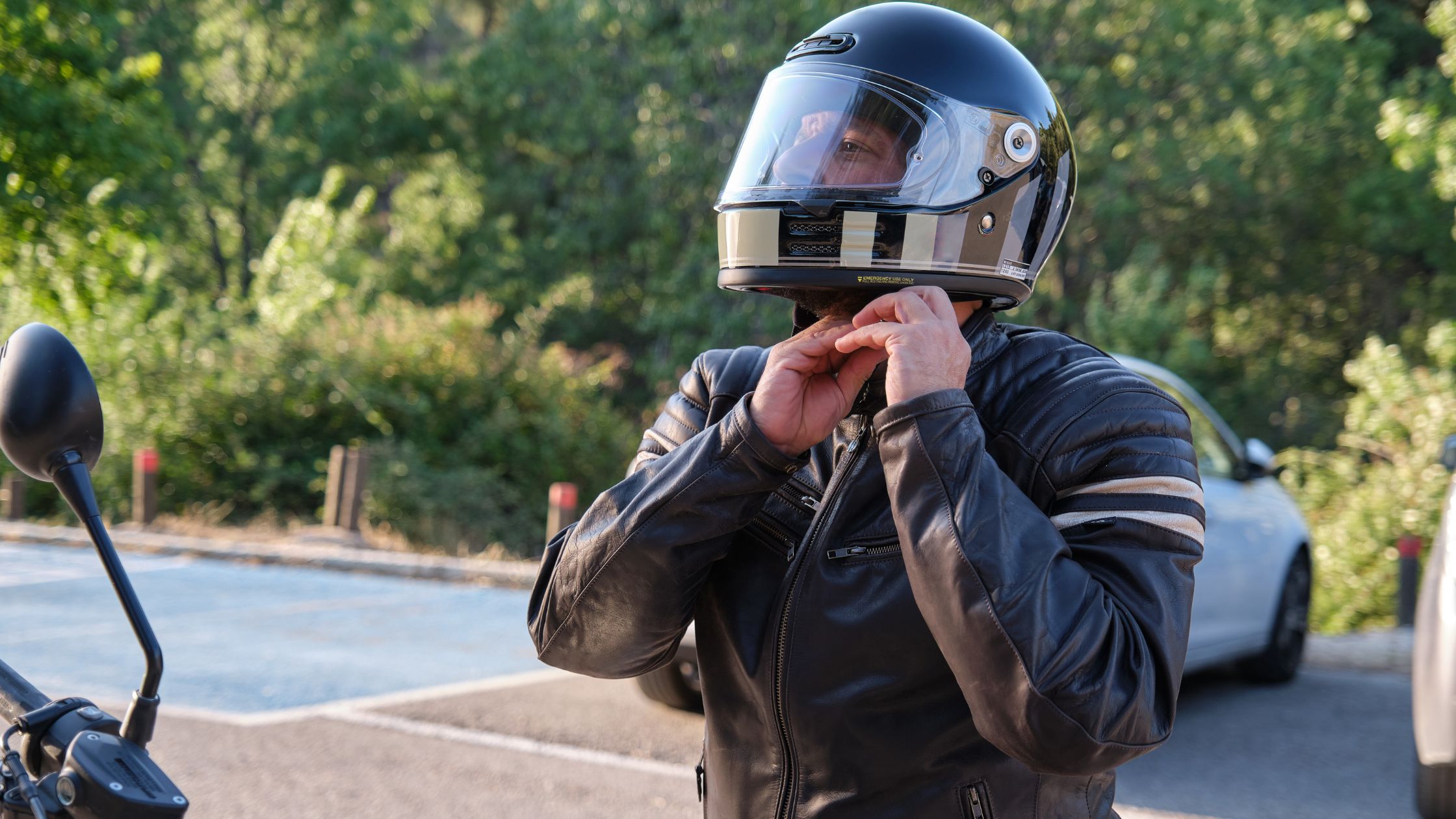 motorcycle helmet laws