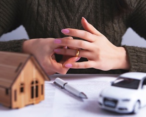 divorce attorney