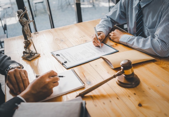 mandatory arbitration agreement